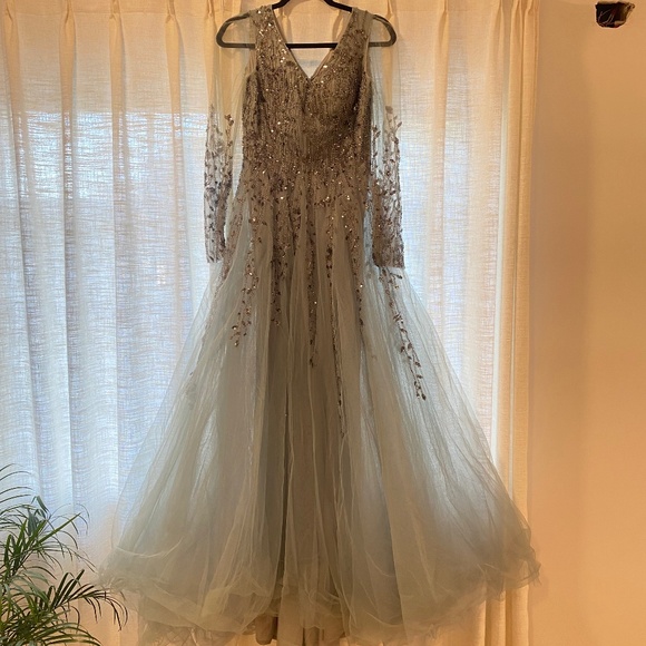 NWT Mac duggal Blue Embellished V Neck Long Sleeve A Line Gown style 20295 - Picture 5 of 10